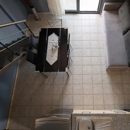 Apartment Maria Pitsioni *