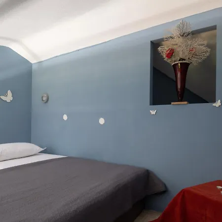 Apartment Maria Pitsioni *